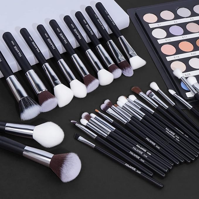 Brochas de Maquillaje Profesional 30 Piezas kit Alta Calidad Sintético Brochas Maquillaje Sombras de Brochas para Ojos en Polvo para Base de Maquillaje -Negro